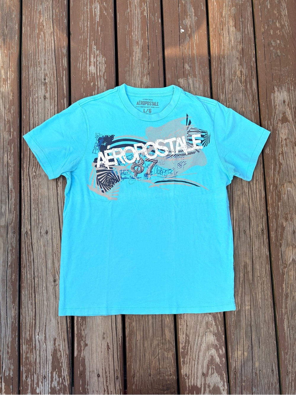 y2k Cali-Style Aeropostale Men's Bright Turquoise Graphic Tee